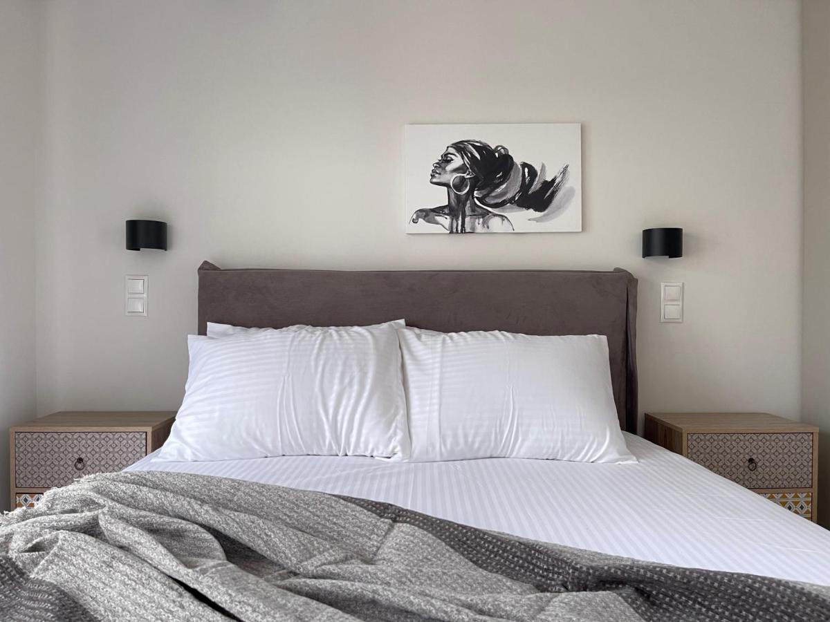 Gleaming Apartments Near Athens Metro Mall Bagian luar foto