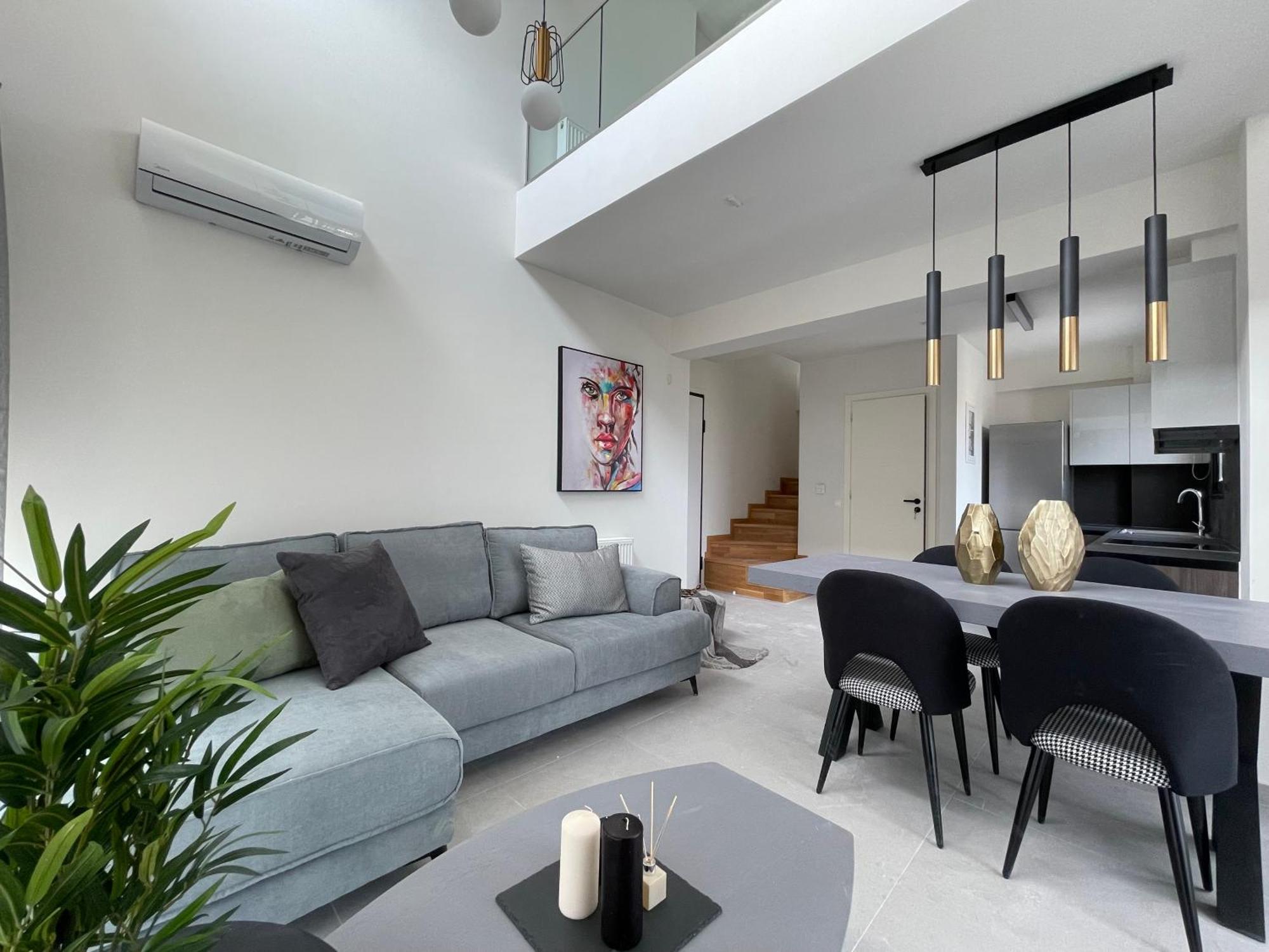Gleaming Apartments Near Athens Metro Mall Bagian luar foto