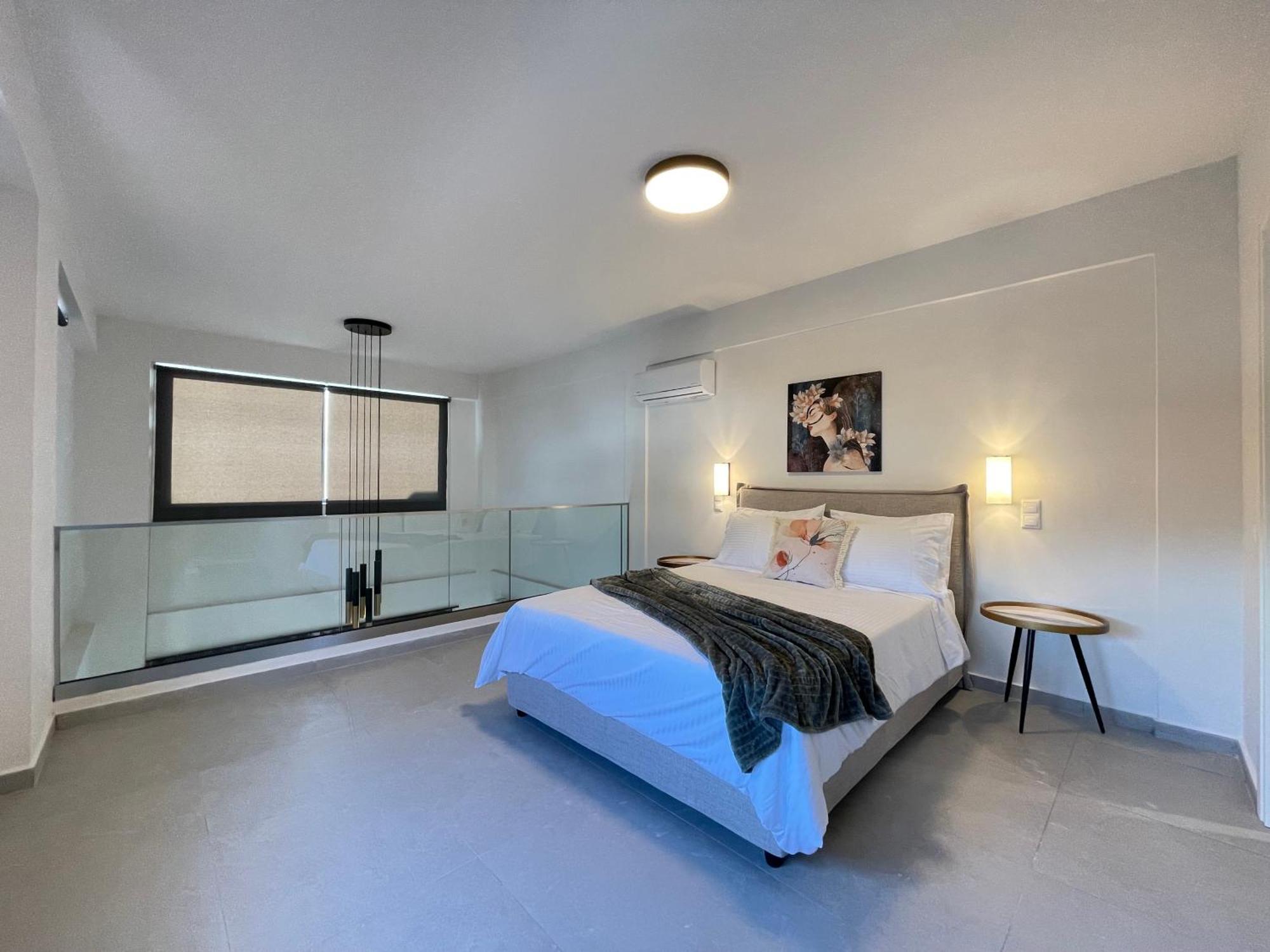 Gleaming Apartments Near Athens Metro Mall Bagian luar foto