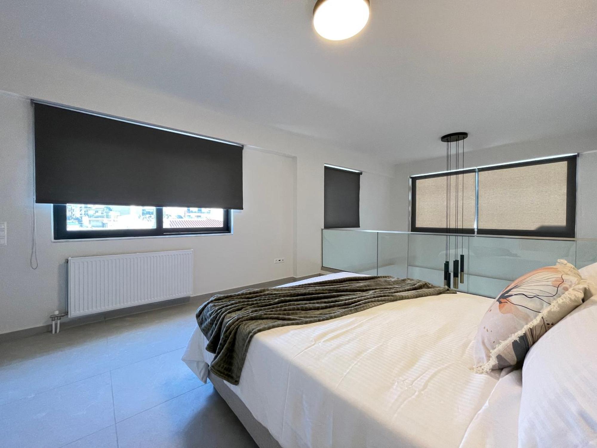 Gleaming Apartments Near Athens Metro Mall Bagian luar foto