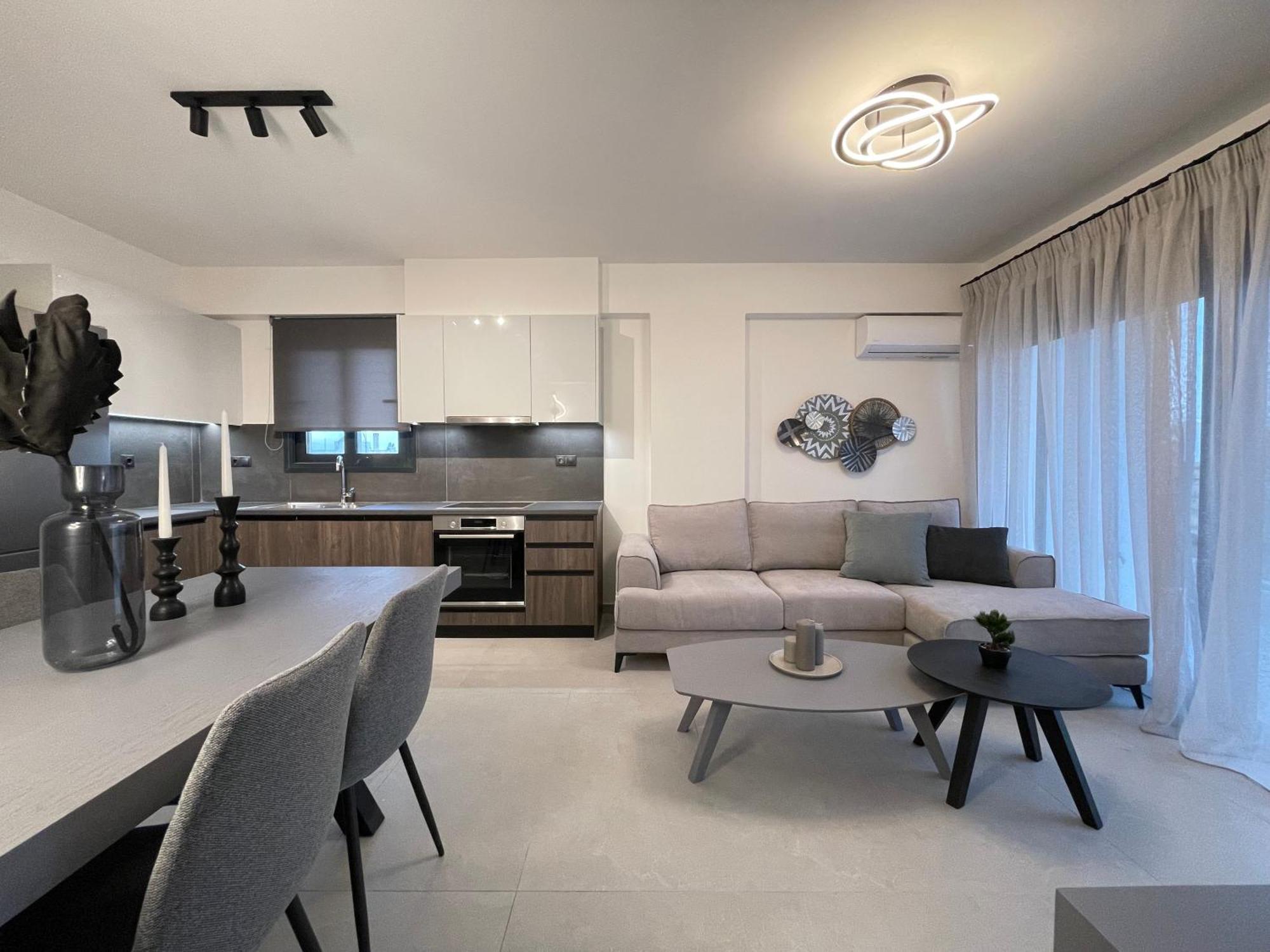 Gleaming Apartments Near Athens Metro Mall Bagian luar foto