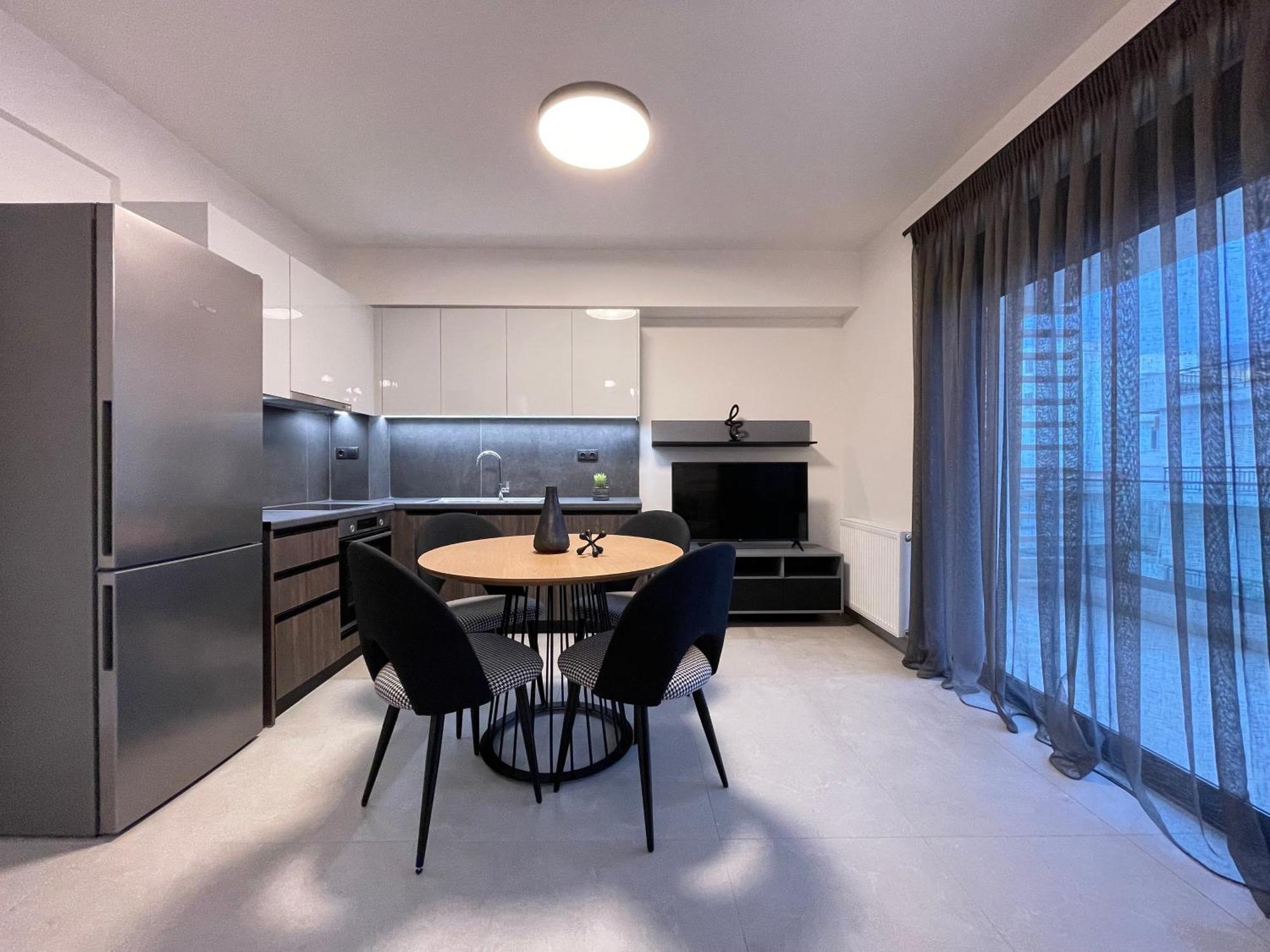 Gleaming Apartments Near Athens Metro Mall Bagian luar foto