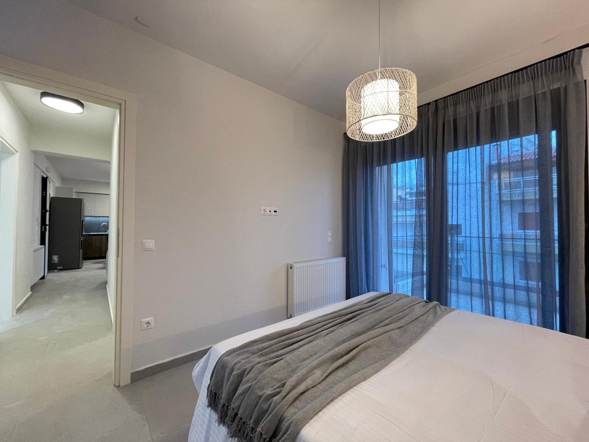 Gleaming Apartments Near Athens Metro Mall Bagian luar foto
